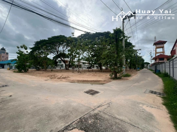 #1780 Land For Sale Jomtien Beach.  2 adjoining plots for one or two villas 1.5km from the Beach