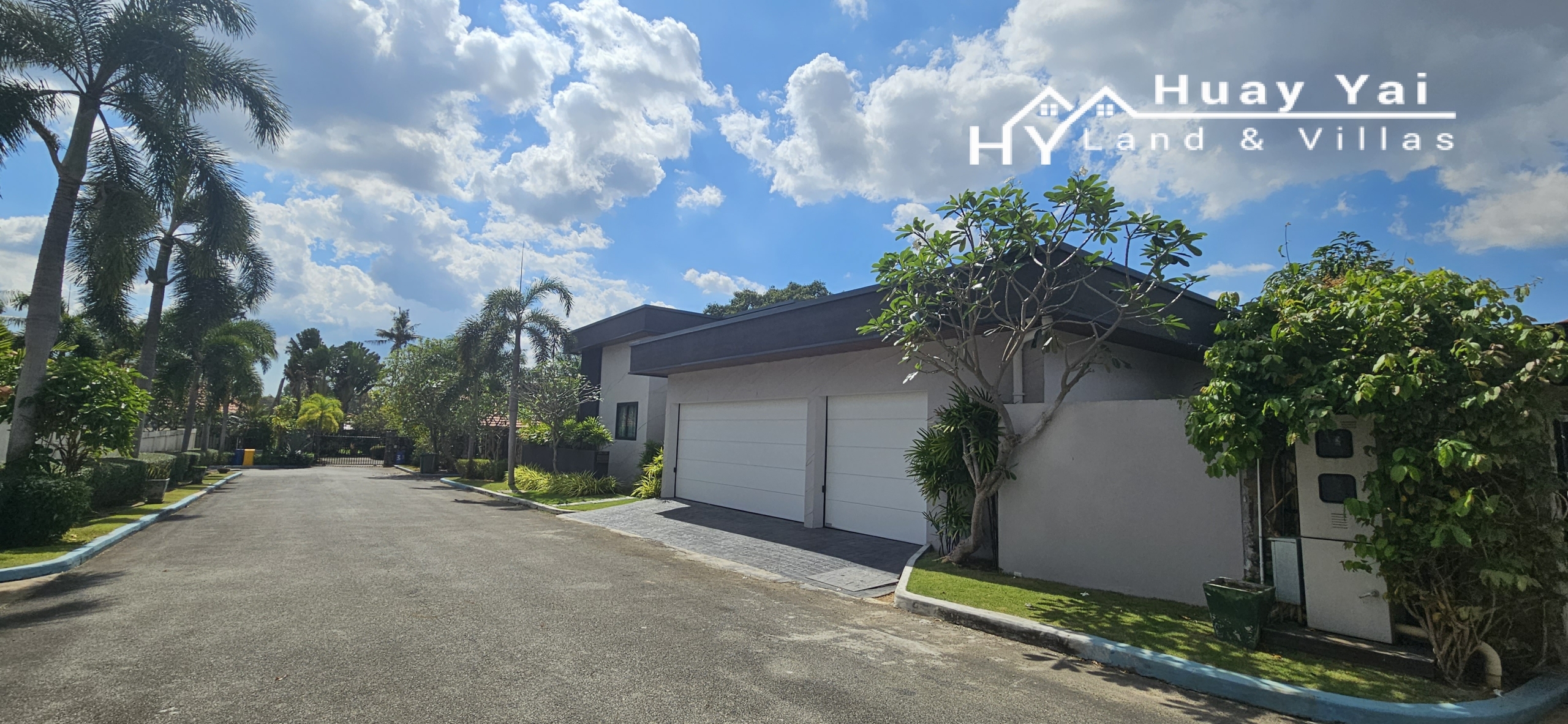 #3535 Well Built Luxury Pool Villa at Horseshoe Point, Pattaya