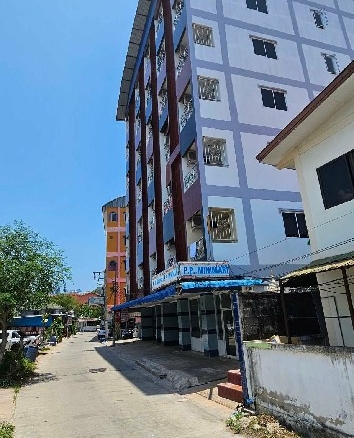#3231  Hotel for rent, just off 3rd Road, South Pattaya.