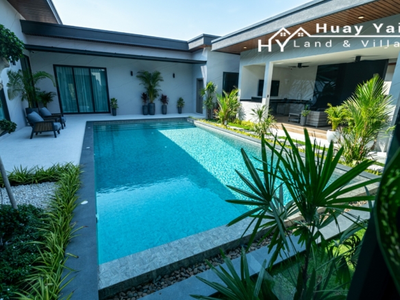 #3535 Well Built Luxury Pool Villa at Horseshoe Point, Pattaya