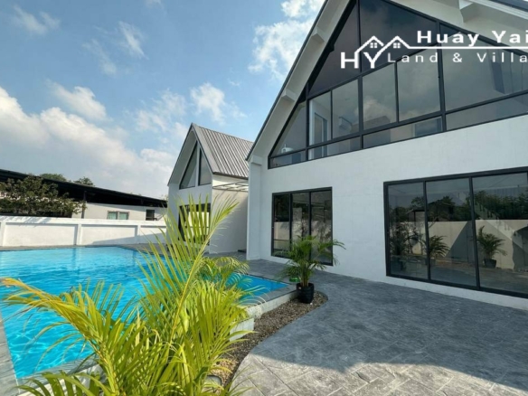 #3543 Large detached renovated modern Pool Villa in gated compound