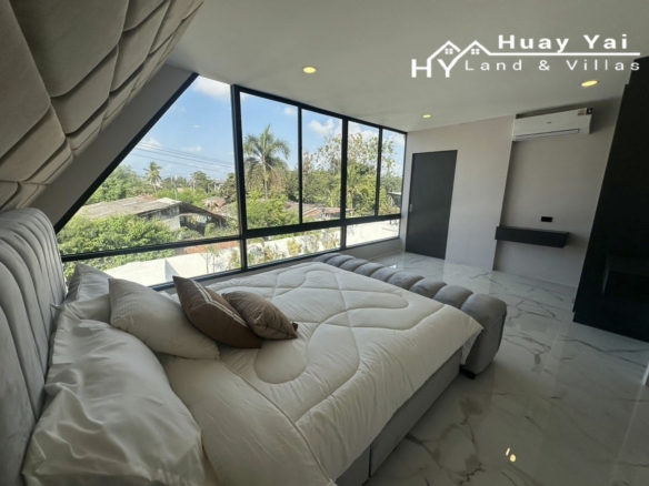 #3543 Large detached renovated modern Pool Villa in gated compound