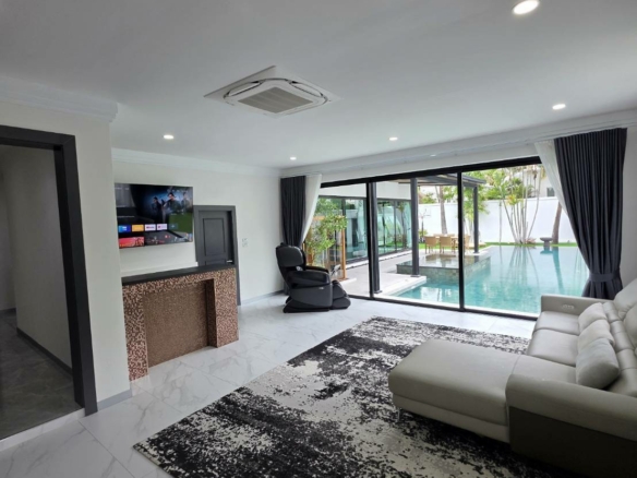 #3546 Well built quality sought after improved Pool Villa