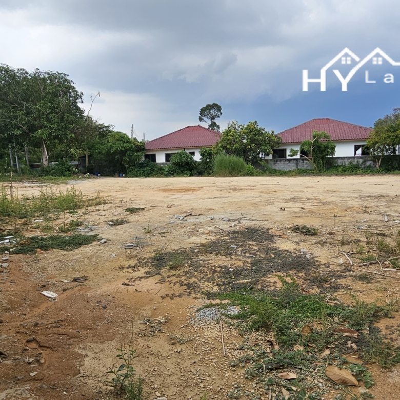 #1804  Land For Sale. Half Rai plot just off Soi Chaiyapruek2