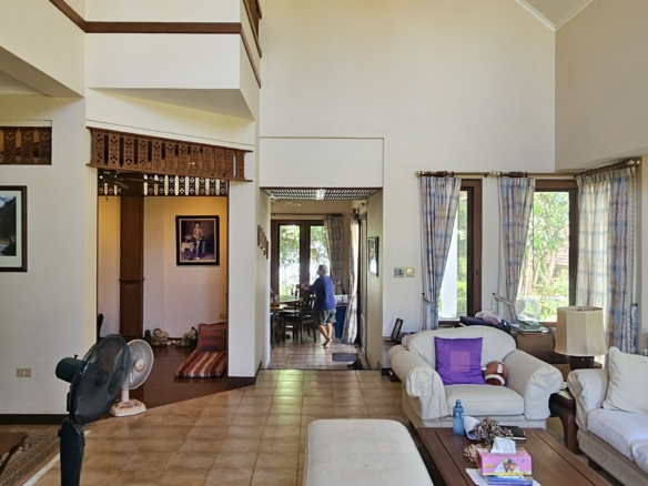 #3557 – Spacious House at Phoenix Golf Course
