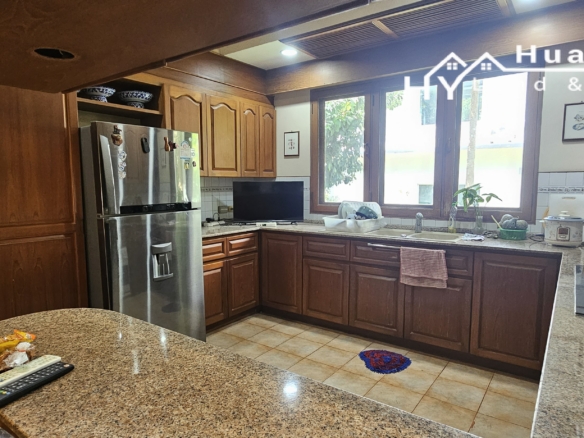 #3557 – Spacious House at Phoenix Golf Course