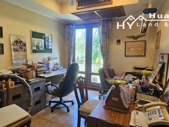 #3557 – Spacious House at Phoenix Golf Course