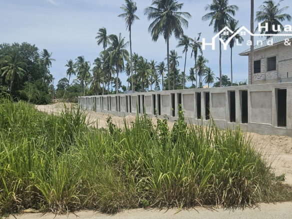 #1818 Land For Sale in Huay Yai.  Nine Building Plots up to 1rai in substantial farang neighbourhood