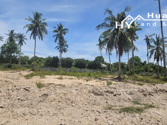 #1818 Land For Sale in Huay Yai.  Nine Building Plots up to 1rai in substantial farang neighbourhood