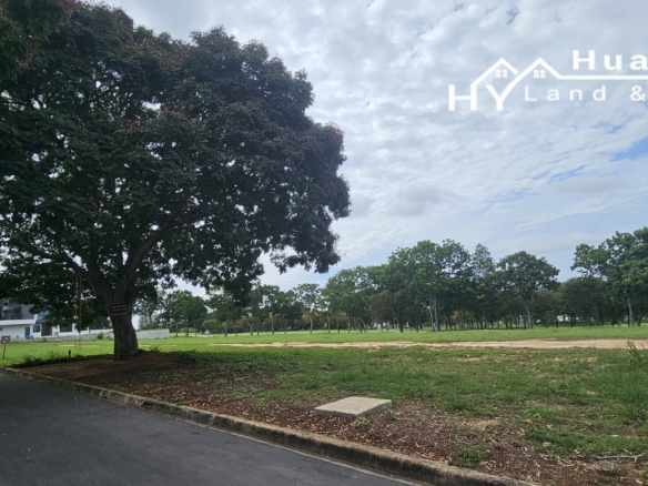 A18 – Land for sale. One rai  at Phoenix Golf Course on the fairway . EXCELLENT VALUE.