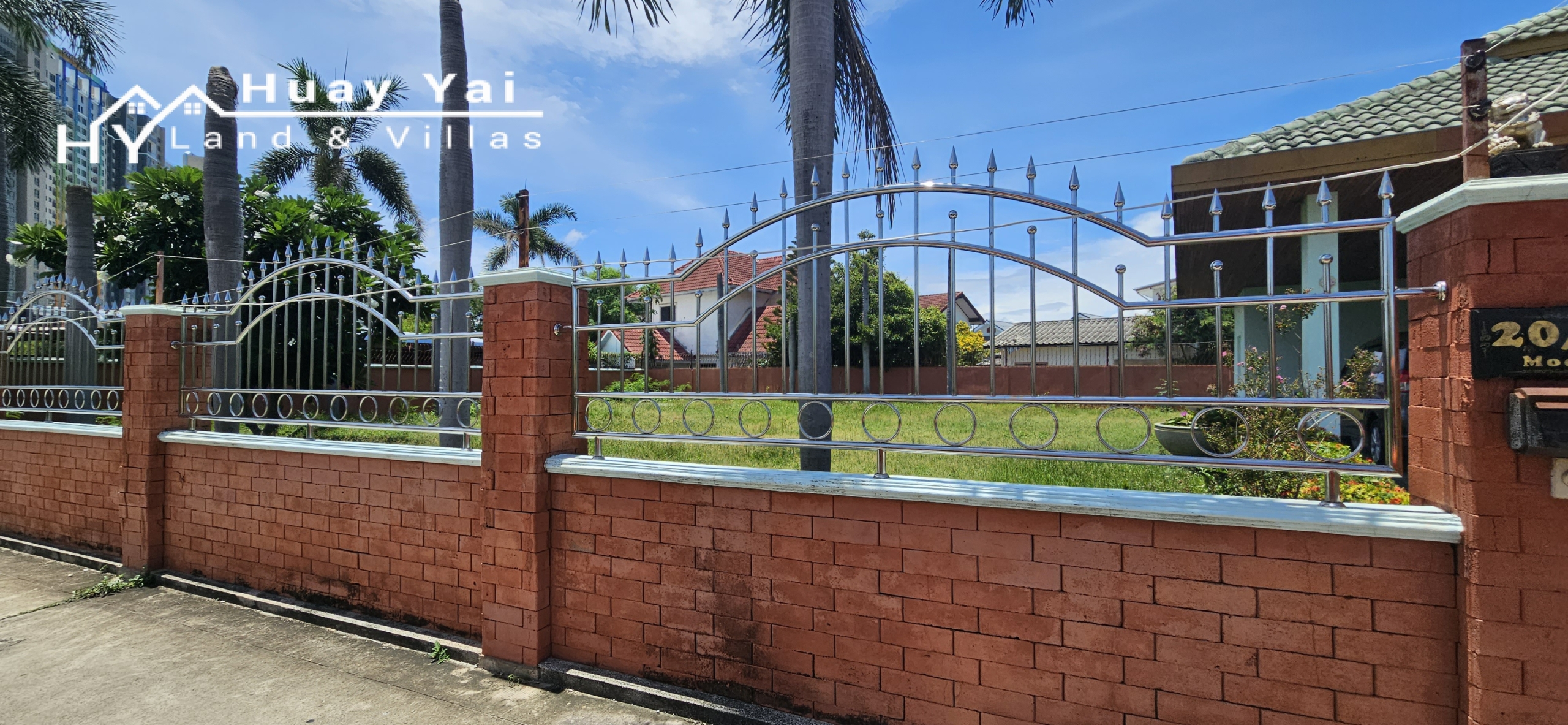 #1826 Land For Sale | 392m2  in Jomtien