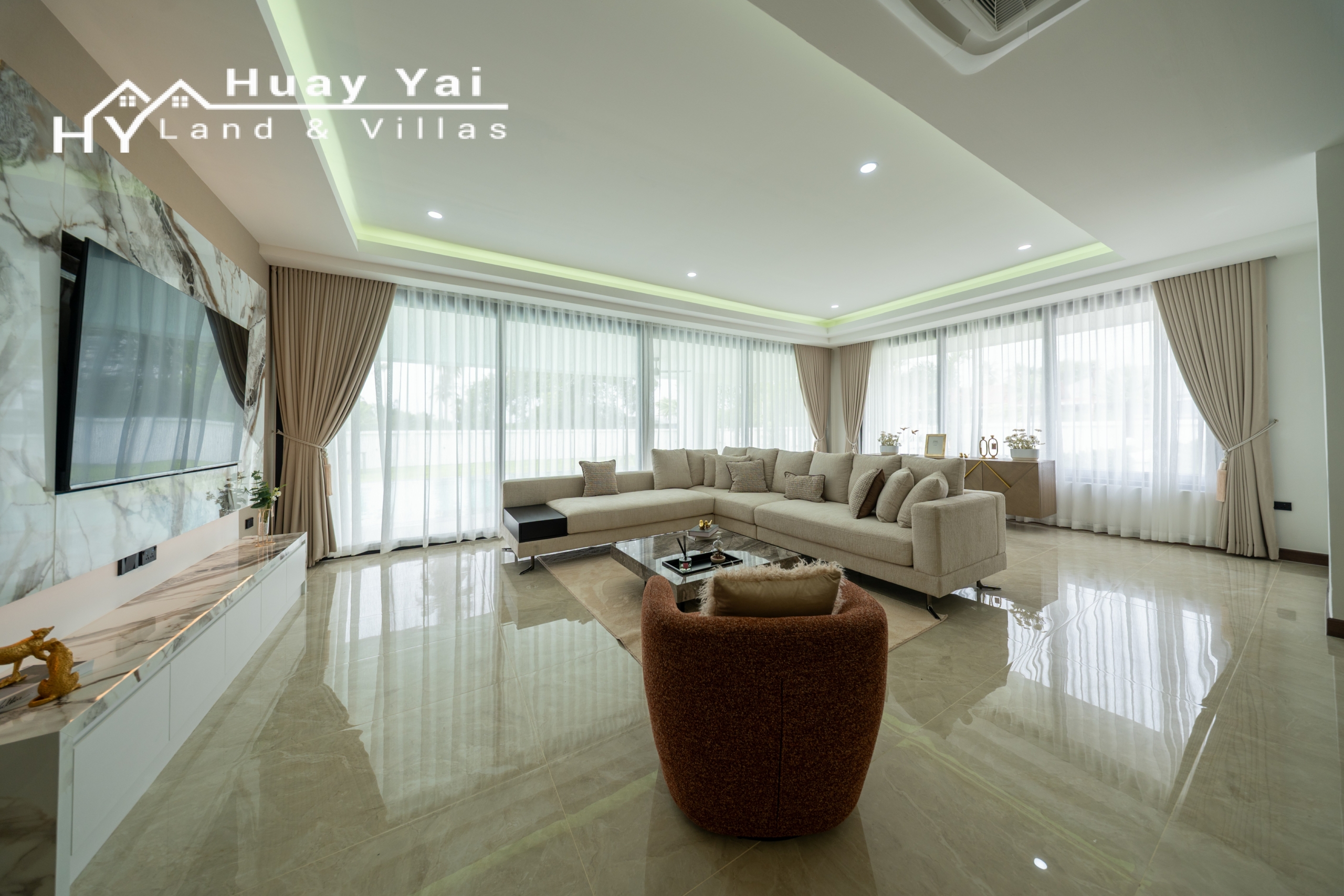 DSC03563 #3566 Fully Renovated Luxury Pool Villa on 1 Rai | Huay Yai, Pattaya