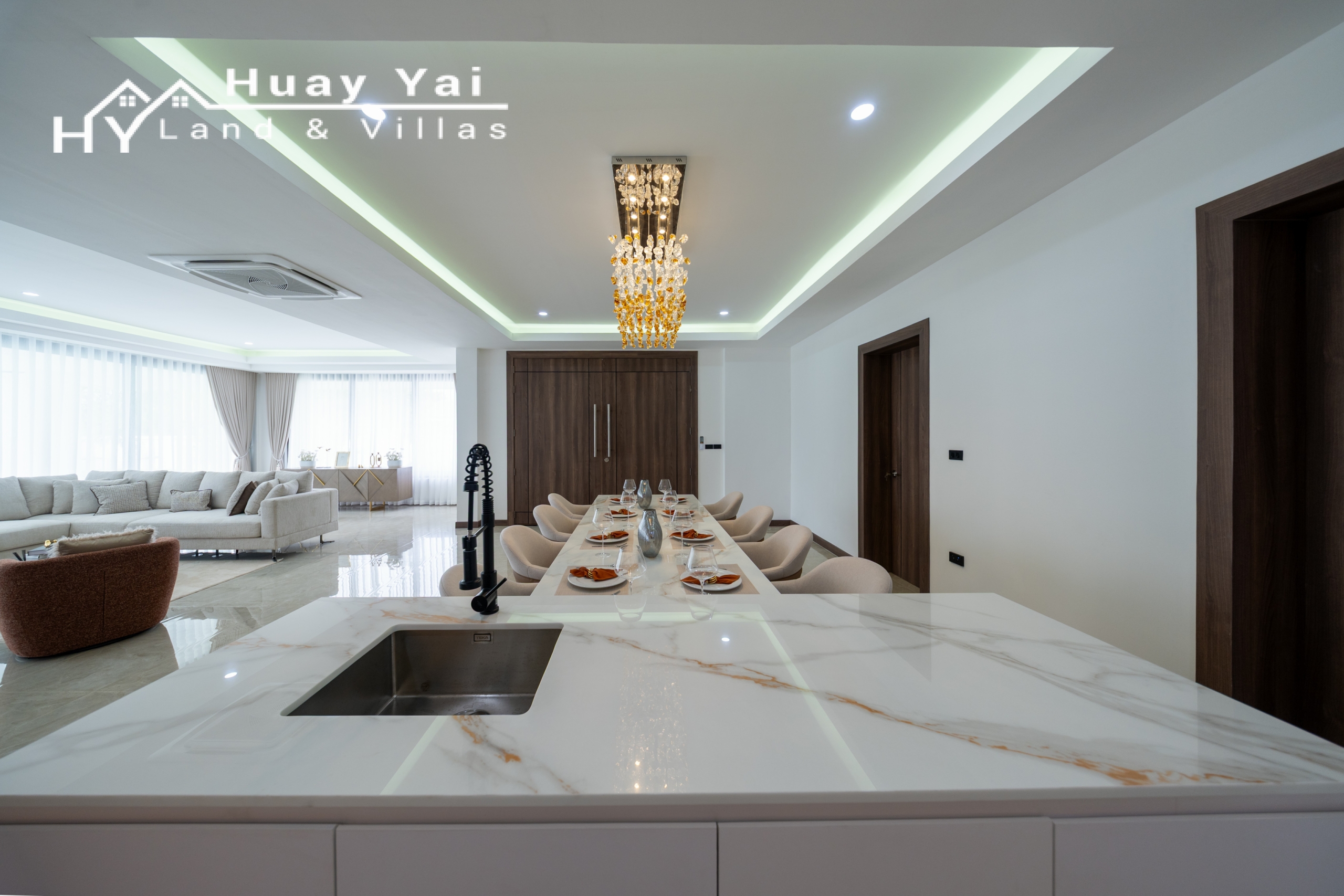 DSC03612 #3566 Fully Renovated Luxury Pool Villa on 1 Rai | Huay Yai, Pattaya
