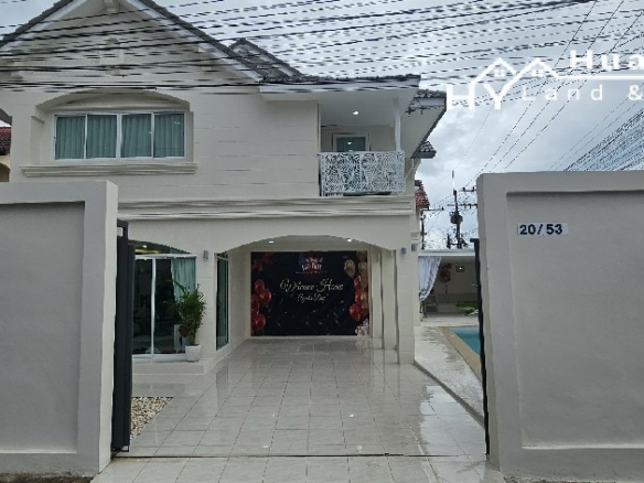 #3511  –  5 Bedroom Pool Villa for Sale & Rent | Country Club Villas, Pattaya