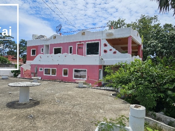 #1828  Walled Development Land + Large Building| Thung Klom-Tan Man | East Pattaya