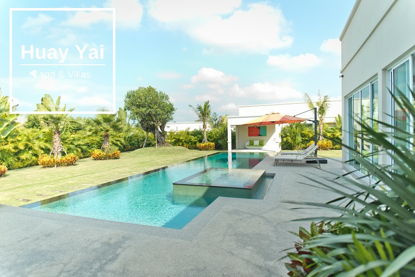 #3568  Newly Refurbished Pool Villa for Rent | The Vineyard, Mabprachan Lake