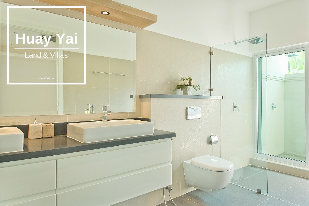#3568  Newly Refurbished Pool Villa for Rent | The Vineyard, Mabprachan Lake