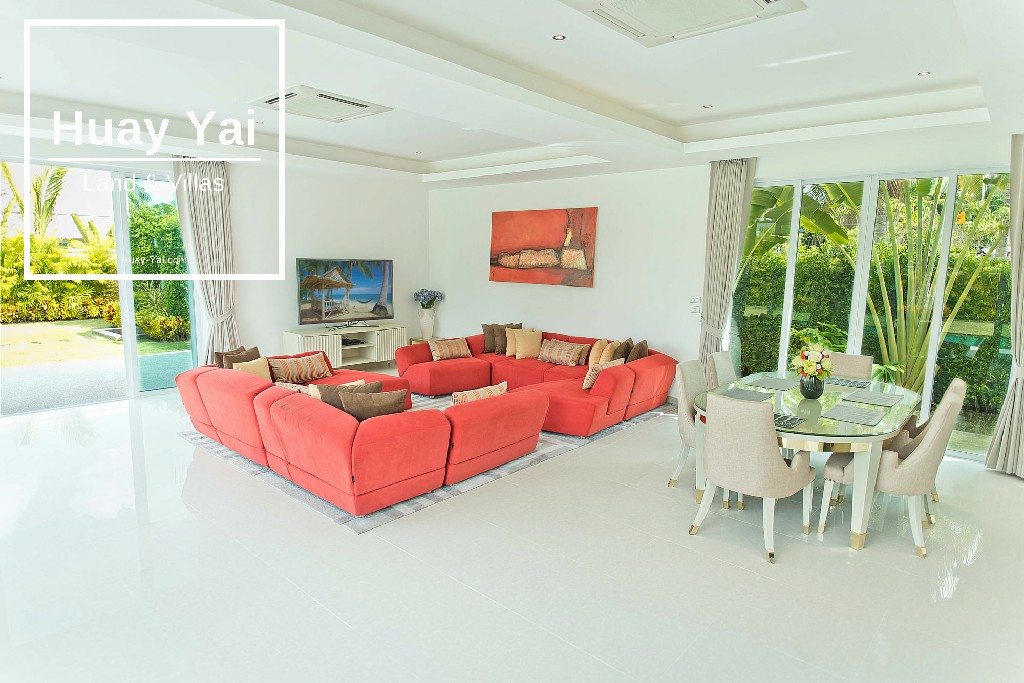 #3568  Newly Refurbished Pool Villa for Rent | The Vineyard, Mabprachan Lake