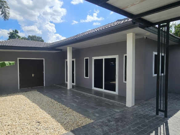 #3345  Quiet 3-Bedroom Villa for Sale | Huay Yai